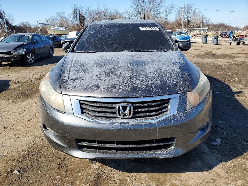 75912285 :رقم المزاد ، 1HGCP36888A045167 vin ، 2008 Honda Accord مزاد بيع