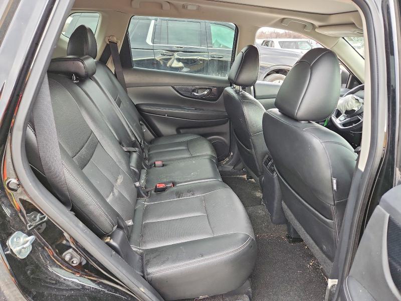 2017 Nissan Rogue მანქანა იყიდება აუქციონზე, vin: 5N1AT2MV4HC868098, აუქციონის ნომერი: 77571065