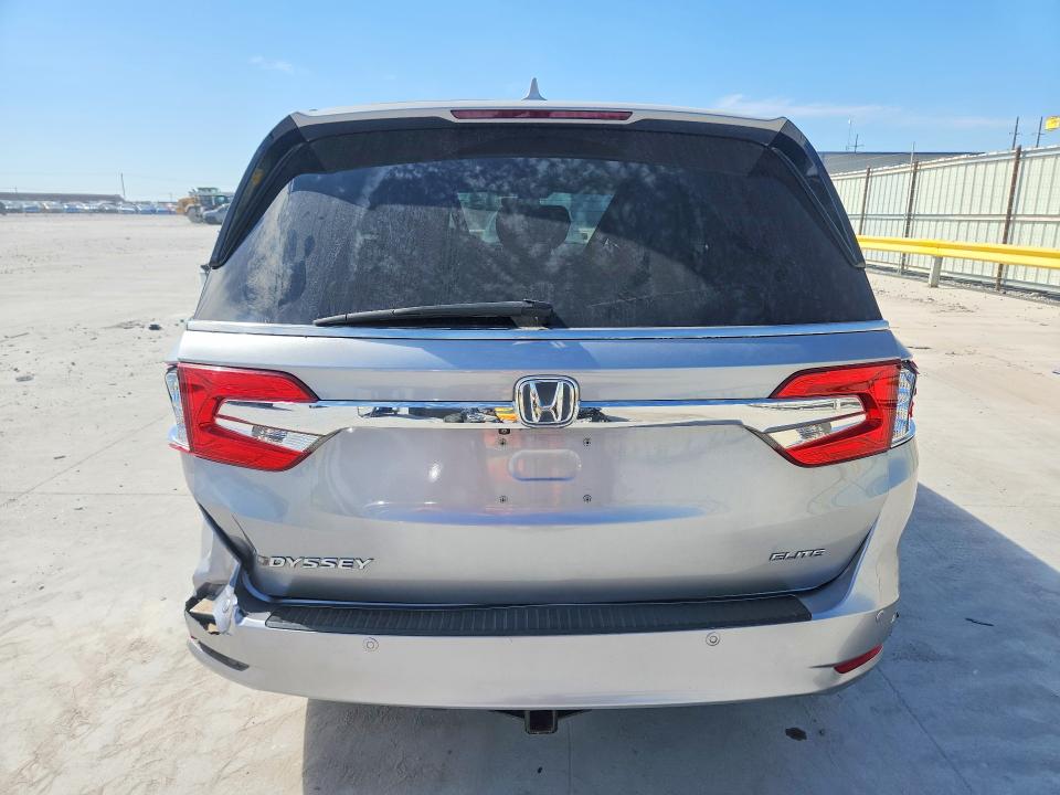 Продажа на аукционе авто 2018 Honda Odyssey, vin: 5FNRL6H99JB015717, номер лота: 79522415