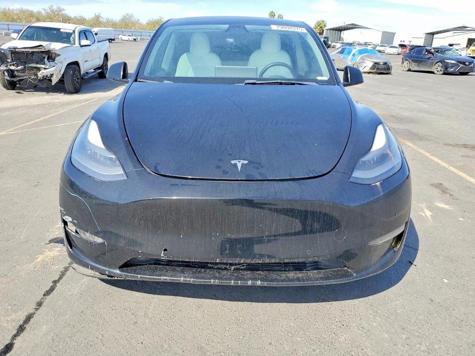 Продажа на аукционе авто 2021 Tesla Model Y, vin: 5YJYGDEF1MF201867, номер лота: 79098375