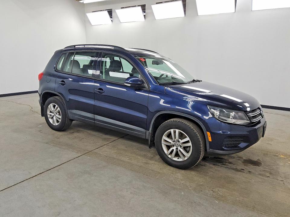 Aukcja sprzedaży 2016 Volkswagen Tiguan, vin: WVGAV7AX7GW611303, numer aukcji: 72449165