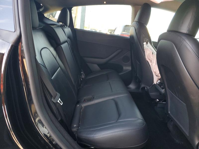 2025 Tesla Model Y მანქანა იყიდება აუქციონზე, vin: 7SAYGDED2SF274082, აუქციონის ნომერი: 77308705