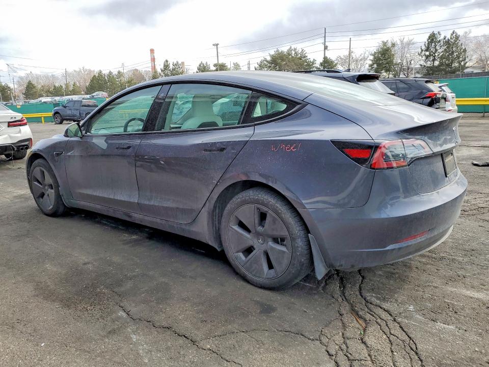 2023 Tesla Model 3 მანქანა იყიდება აუქციონზე, vin: 5YJ3E1EB1PF690982, აუქციონის ნომერი: 77686945