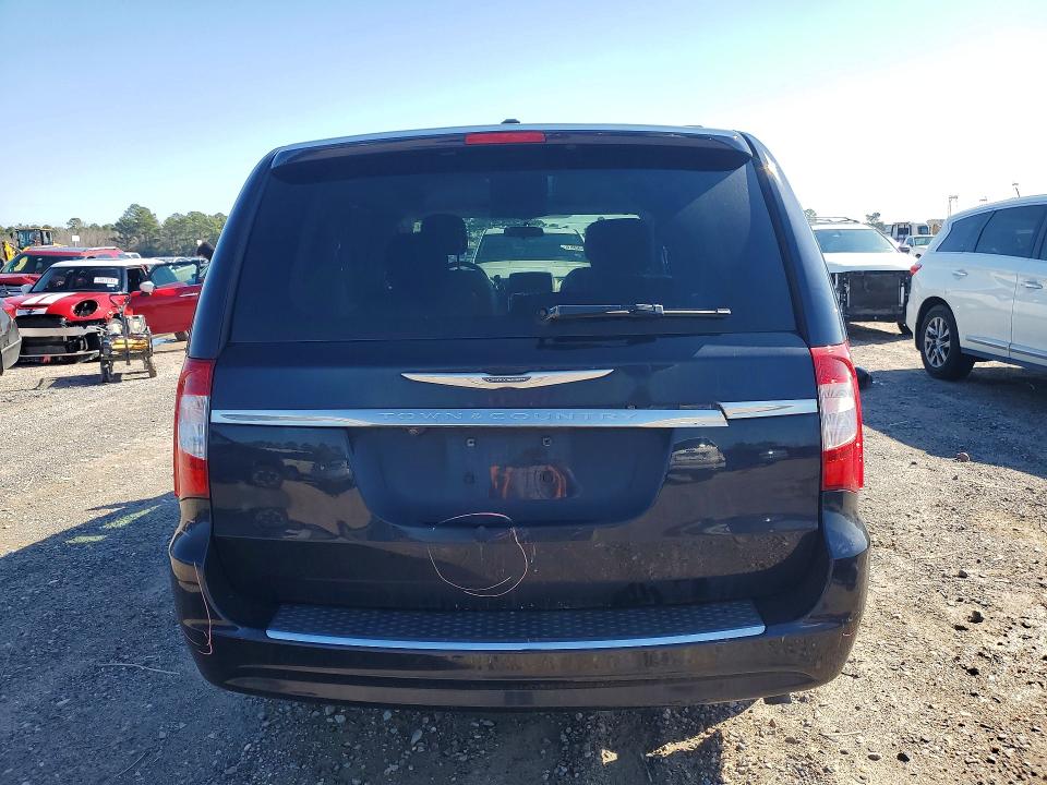 75222715 :رقم المزاد ، 2A4RR8DG8BR616213 vin ، 2011 Chrysler Town & Country مزاد بيع