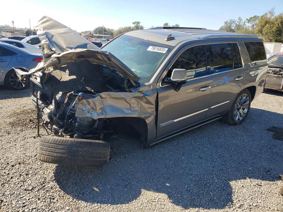 2019 Cadillac Escalade მანქანა იყიდება აუქციონზე, vin: 1GYS4CKJ9KR102023, აუქციონის ნომერი: 79016835