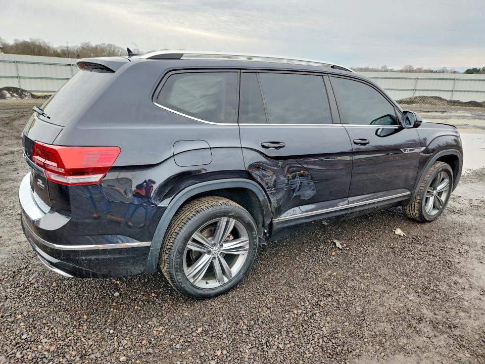 77984615 :رقم المزاد ، 1V2RR2CA0KC565443 vin ، 2019 Volkswagen Atlas مزاد بيع