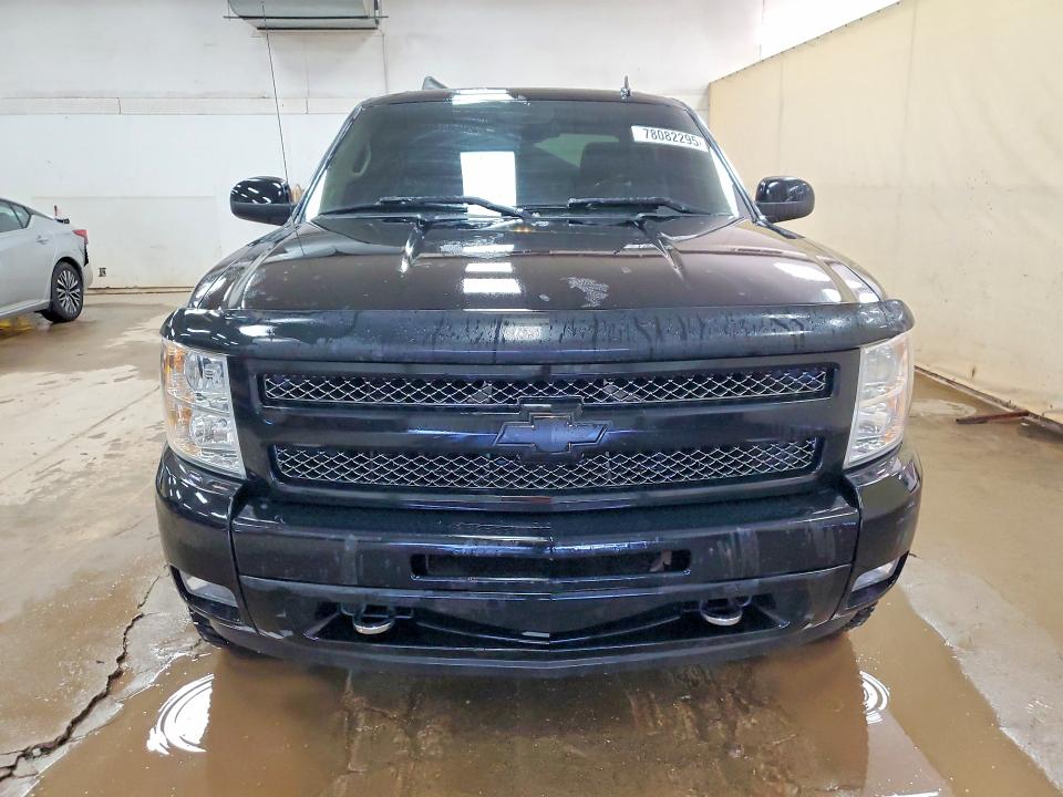 Продажа на аукционе авто 2011 Chevrolet Silverado, vin: 3GCPKTE30BG353964, номер лота: 78082295