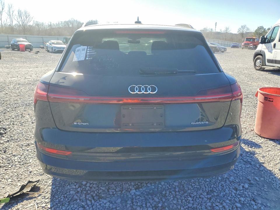 Продаж на аукціоні авто 2021 Audi E-tron, vin: WA1AAAGE8MB014371, номер лоту: 78155935