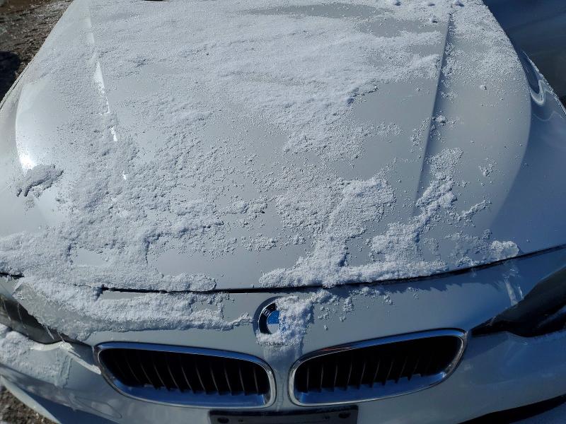 2013 Bmw 328 მანქანა იყიდება აუქციონზე, vin: WBA3B3C53DF537705, აუქციონის ნომერი: 74216775