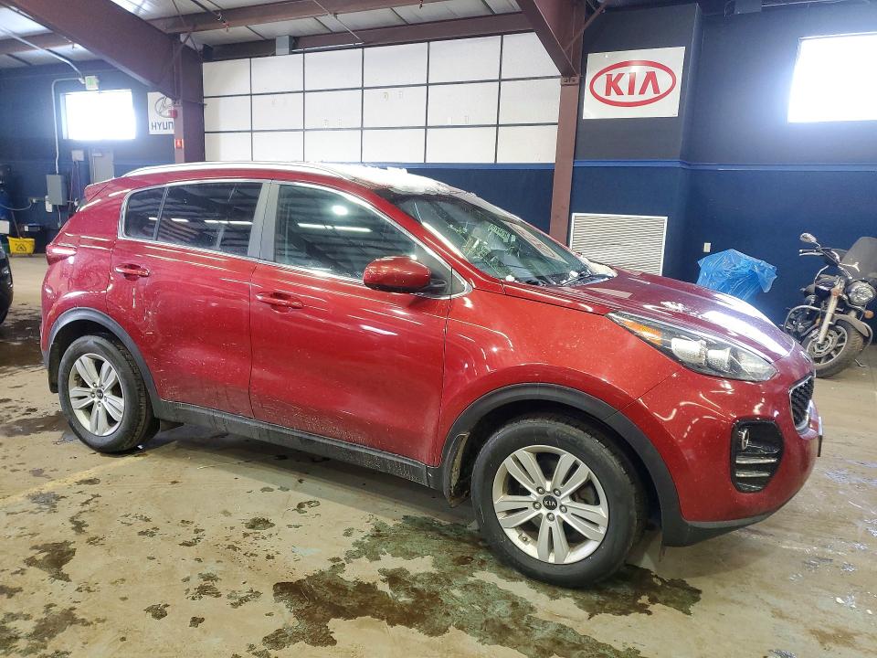 Продажа на аукционе авто 2017 Kia Sportage, vin: KNDPMCAC9H7271798, номер лота: 79173705