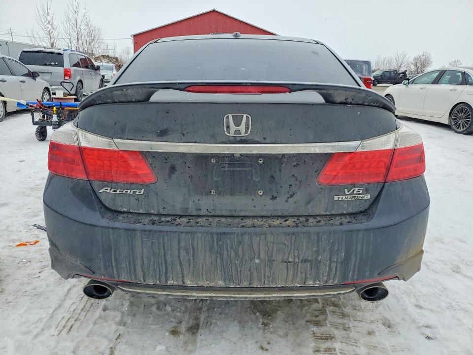 76800165 :رقم المزاد ، 1HGCR3F92FA801625 vin ، 2015 Honda Accord مزاد بيع