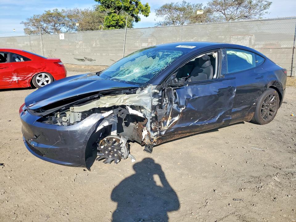 Продаж на аукціоні авто 2025 Tesla Model 3, vin: 5YJ3E1EAXSF051872, номер лоту: 78723925