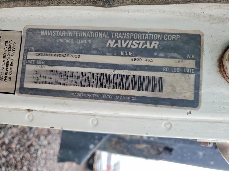 76409045 :رقم المزاد ، 1HTSDADR9YH257010 vin ، 2000 International 4000 مزاد بيع