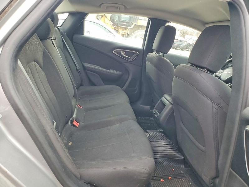 Продажа на аукционе авто 2016 Chrysler 200, vin: 1C3CCCAB0GN126432, номер лота: 77361355