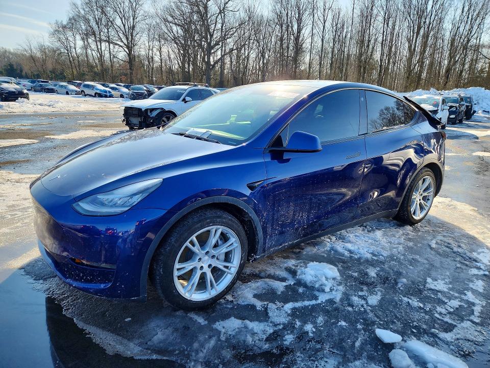 Продажа на аукционе авто 2021 Tesla Model Y, vin: 5YJYGDEE3MF069895, номер лота: 75678745