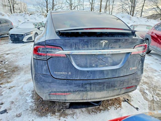 2018 Tesla Model X მანქანა იყიდება აუქციონზე, vin: 5YJXCBE49JF137079, აუქციონის ნომერი: 78232045