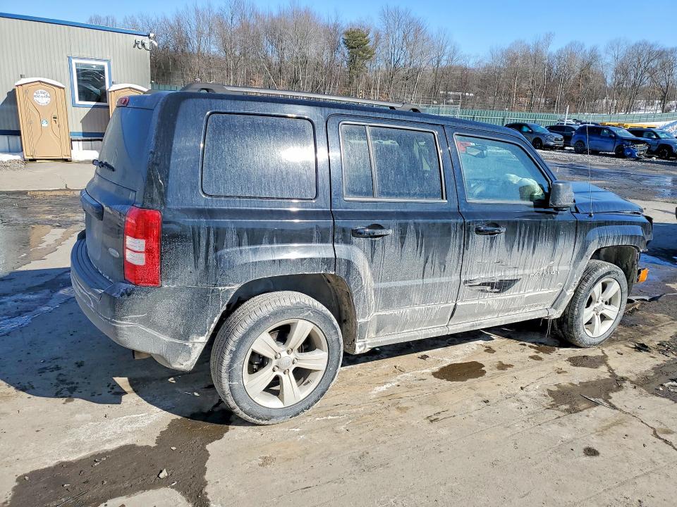 77016215 :رقم المزاد ، 1C4NJRFB4GD581103 vin ، 2016 Jeep Patriot مزاد بيع