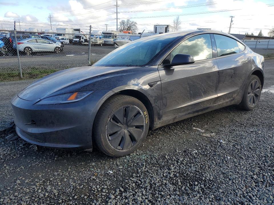 77572225 :رقم المزاد ، 5YJ3E1EA7SF070749 vin ، 2025 Tesla Model 3 مزاد بيع