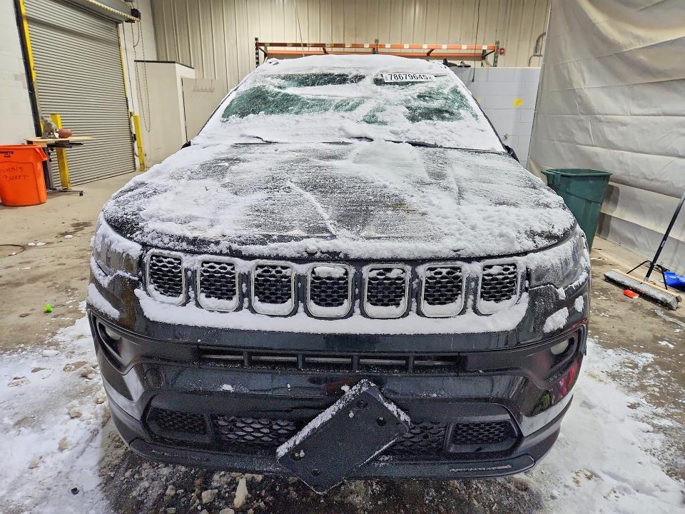 78679645 :رقم المزاد ، 3C4NJDBN2PT517803 vin ، 2023 Jeep Compass مزاد بيع