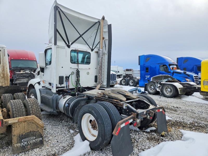 93019645 :رقم المزاد ، 1XPBA48X1JD478063 vin ، 2018 Peterbilt Tractor 579 مزاد بيع
