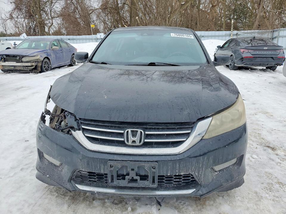 76800165 :رقم المزاد ، 1HGCR3F92FA801625 vin ، 2015 Honda Accord مزاد بيع