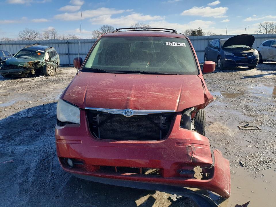 2010 Chrysler Town & Country მანქანა იყიდება აუქციონზე, vin: 2A4RR5D14AR128157, აუქციონის ნომერი: 76517625
