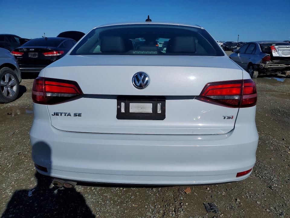 2017 Volkswagen Jetta მანქანა იყიდება აუქციონზე, vin: 3VWDB7AJ5HM231574, აუქციონის ნომერი: 77177305