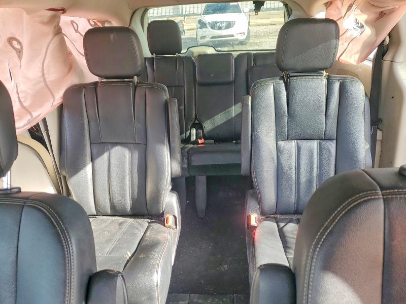77585945 :رقم المزاد ، 2C4RC1BG7GR281826 vin ، 2016 Chrysler Town & Country مزاد بيع