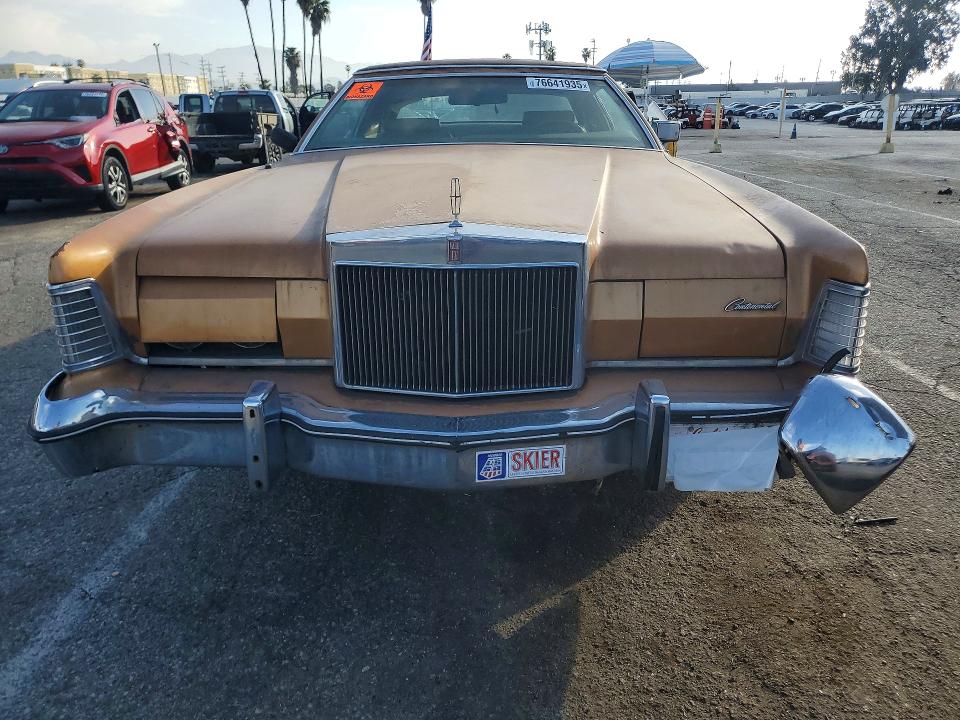 1975 Lincoln Continenta მანქანა იყიდება აუქციონზე, vin: 5Y89A808869, აუქციონის ნომერი: 76641935