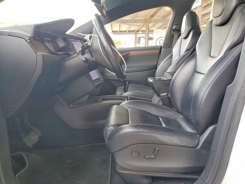 76953965 :رقم المزاد ، 5YJXCAE23JF103793 vin ، 2018 Tesla Model X مزاد بيع