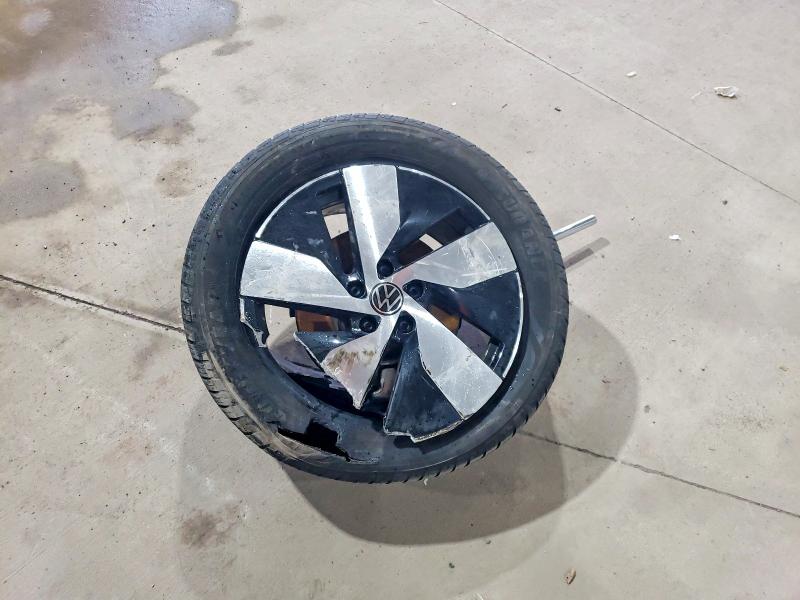 Продажа на аукционе авто 2024 Volkswagen Taos, vin: 3VV8X7B27RM122095, номер лота: 78269745