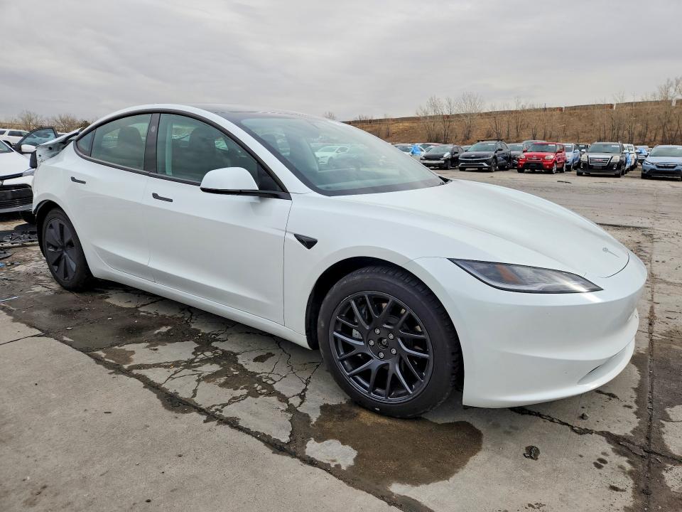 75208285 :رقم المزاد ، 5YJ3E1EB3SF034016 vin ، 2025 Tesla Model 3 مزاد بيع