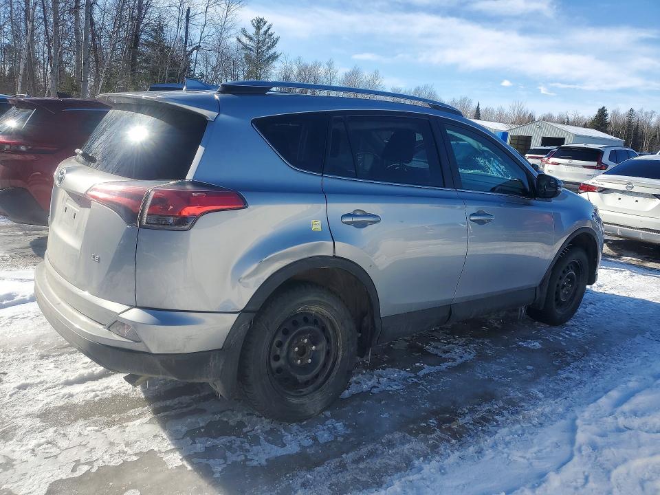 Продажа на аукционе авто 2018 Toyota Rav4, vin: 2T3ZFREV5JW494996, номер лота: 77504505