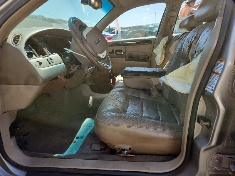 Auction sale of the 2001 Lincoln Town Car, vin: 1LNHM81W51Y734589, lot number: 75931535