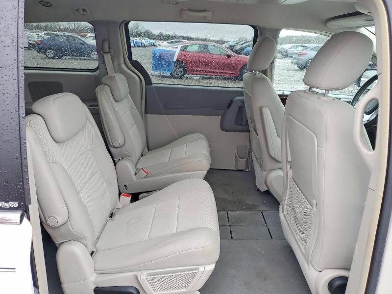 2010 Chrysler Town & Country მანქანა იყიდება აუქციონზე, vin: 2A4RR5D12AR151971, აუქციონის ნომერი: 79109175