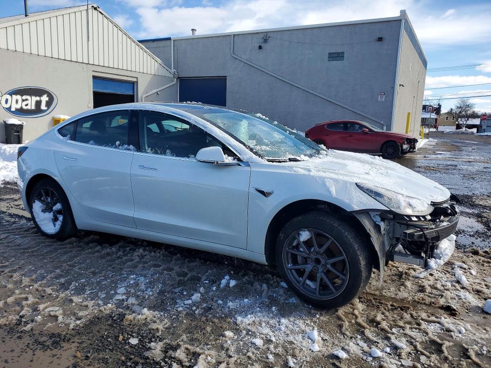 Продажа на аукционе авто 2020 Tesla Model 3, vin: 5YJ3E1EA0LF785065, номер лота: 78585755
