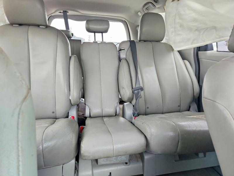 2012 Toyt Sienna მანქანა იყიდება აუქციონზე, vin: 5TDKK3DC3CS214491, აუქციონის ნომერი: 79058355