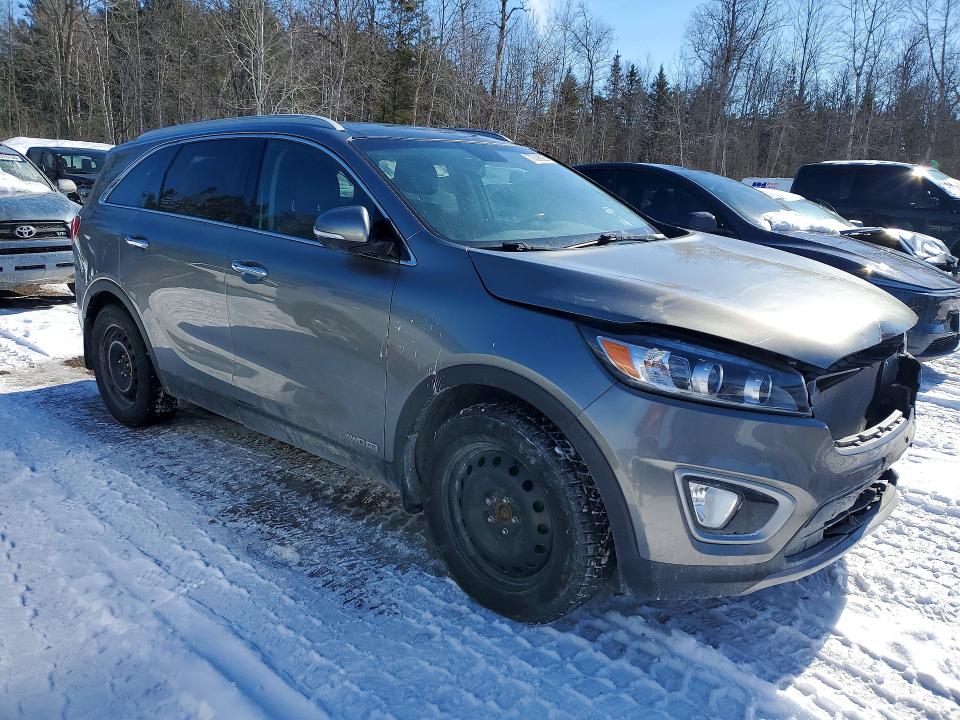 2017 Kia Sorento მანქანა იყიდება აუქციონზე, vin: 5XYPHDA5XHG332512, აუქციონის ნომერი: 77308365