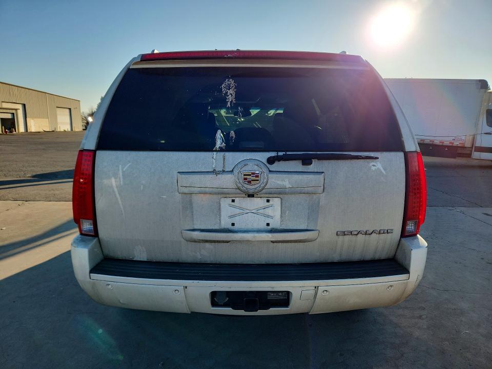 Продажа на аукционе авто 2007 Cadillac Escalade, vin: 1GYFK63837R428881, номер лота: 77549875