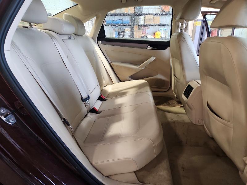 79043575 :رقم المزاد ، 1VWBP7A33EC019554 vin ، 2014 Volkswagen Passat مزاد بيع