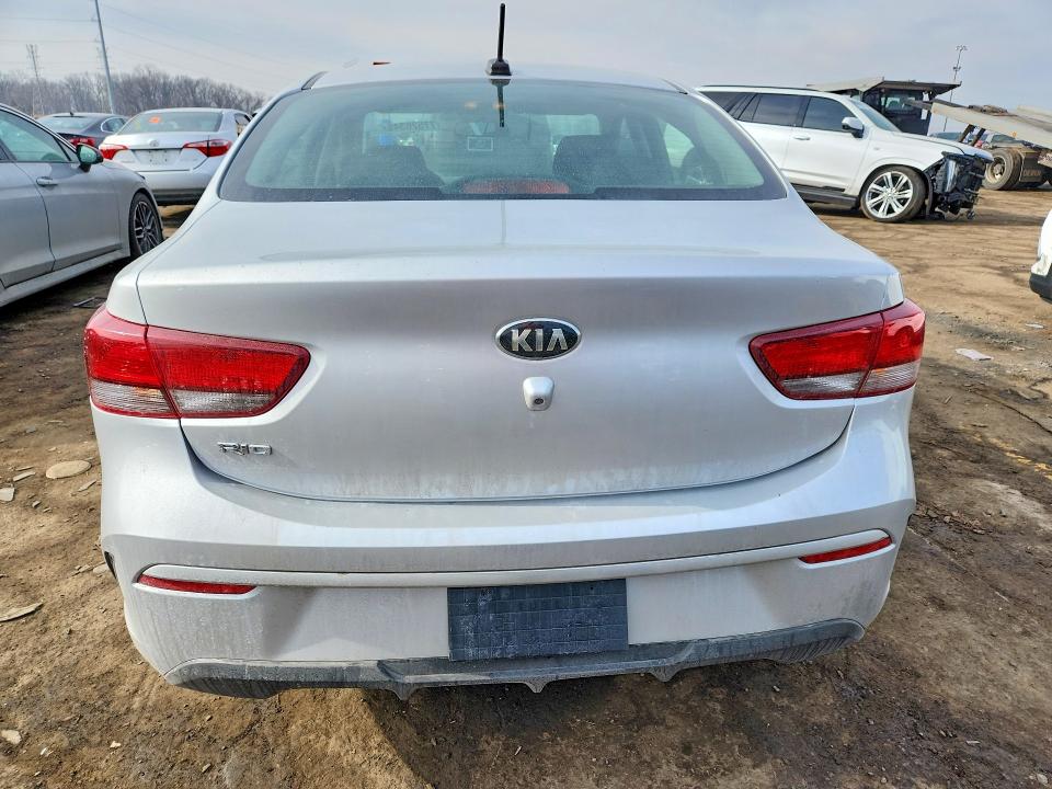 77526345 :رقم المزاد ، 3KPA24AD5ME386578 vin ، 2021 Kia Rio مزاد بيع
