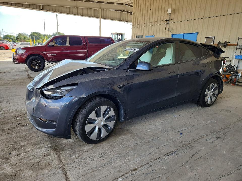 Продажа на аукционе авто 2023 Tesla Model Y, vin: 7SAYGDED8PF942104, номер лота: 77374435