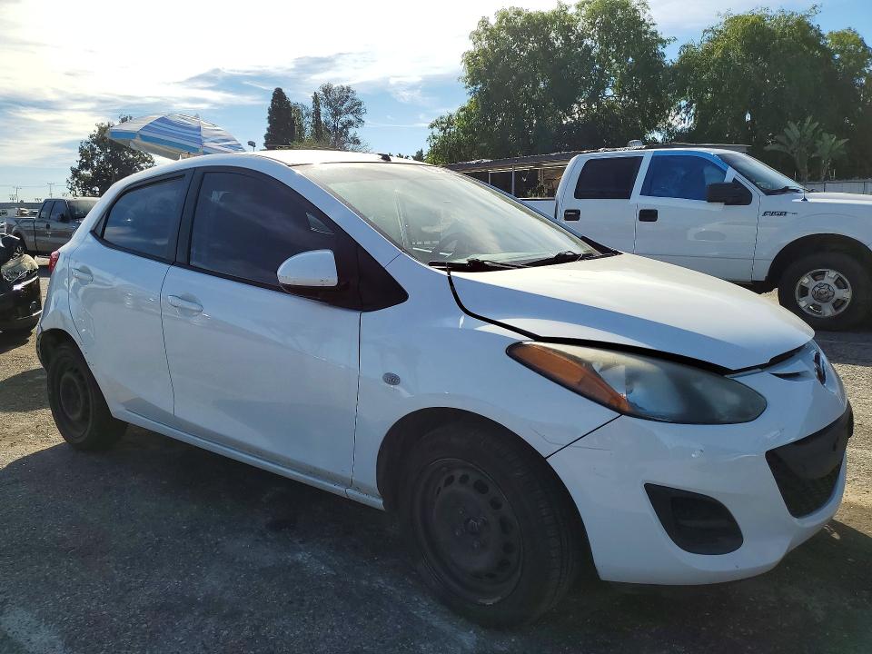 Продажа на аукционе авто 2014 Mazda Mazda2, vin: JM1DE1KZ5E0171449, номер лота: 79249845