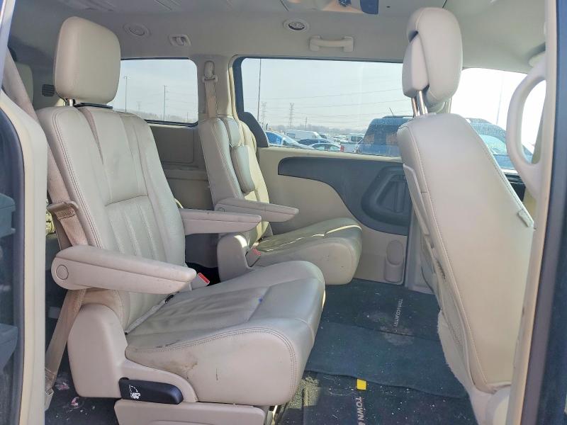 77824825 :رقم المزاد ، 2C4RC1BG8CR216638 vin ، 2012 Chrysler Town & Country مزاد بيع