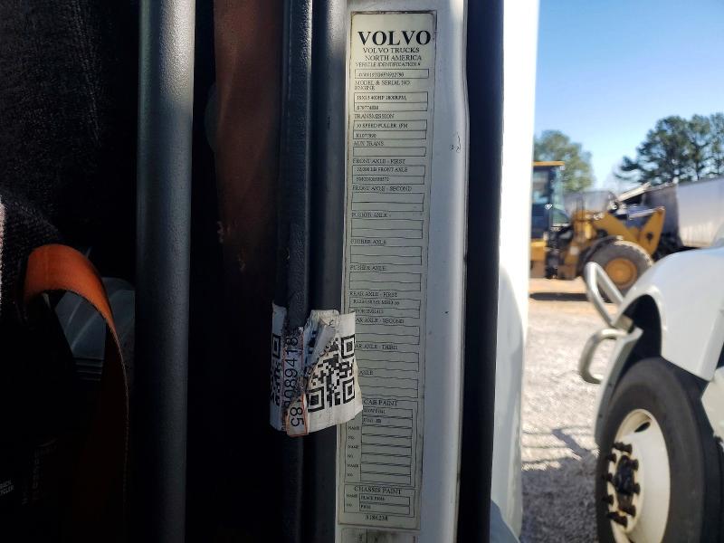 2015 Volvo Vnl მანქანა იყიდება აუქციონზე, vin: 4V4N19TG6FN922790, აუქციონის ნომერი: 77429705