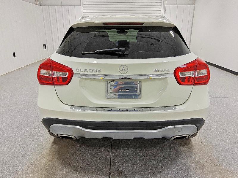 Продажа на аукционе авто 2018 Mercedes-benz Gla, vin: WDCTG4GB4JJ457908, номер лота: 76395385