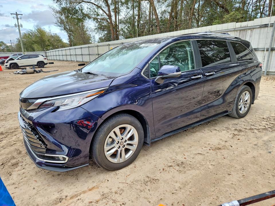 Aukcja sprzedaży 2024 Toyota Sienna, vin: 5TDZRKEC1RS193815, numer aukcji: 77910825