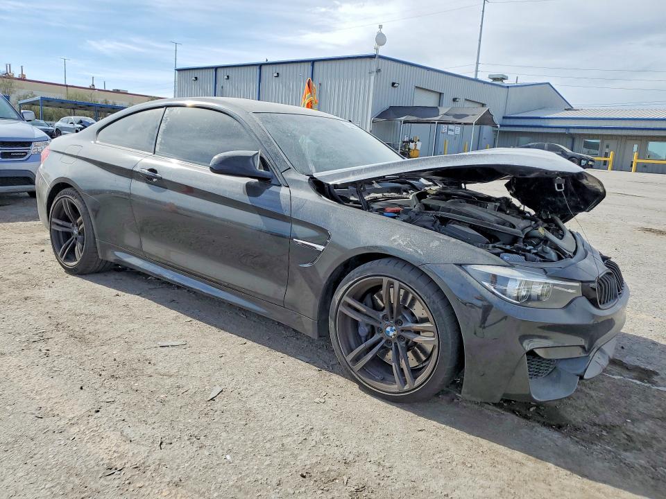 76843345 :رقم المزاد ، WBS4Y9C59JAA85868 vin ، 2018 Bmw M4 مزاد بيع