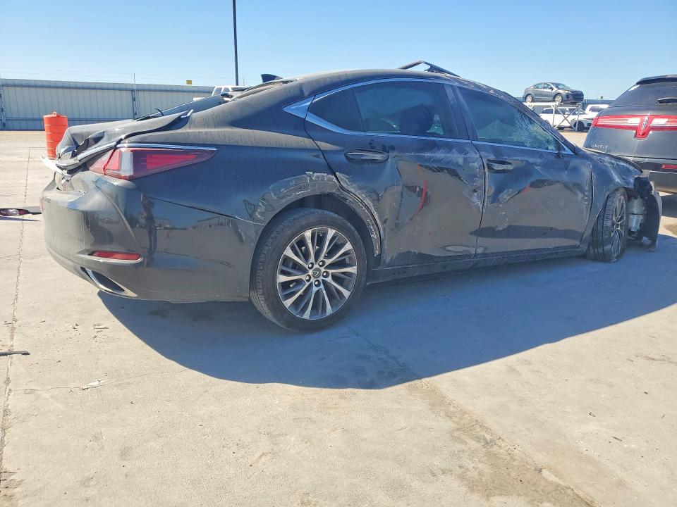 76128265 :رقم المزاد ، 58ABZ1B13KU034217 vin ، 2019 Lexus Es مزاد بيع