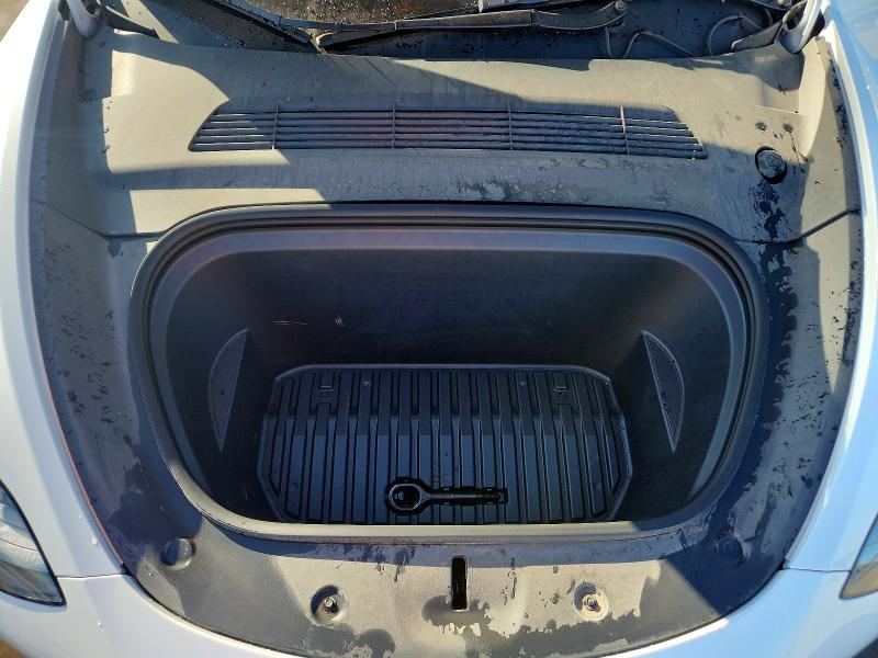 76845375 :رقم المزاد ، 7SAYGDEF7NF453224 vin ، 2022 Tesla Model Y مزاد بيع